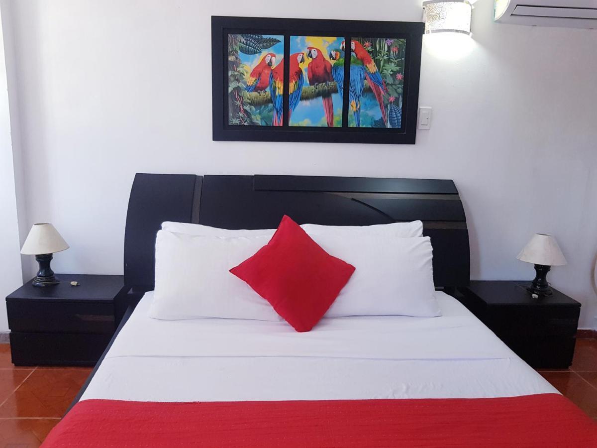 Hotel Media Luna Santa Marta (Magdalena)