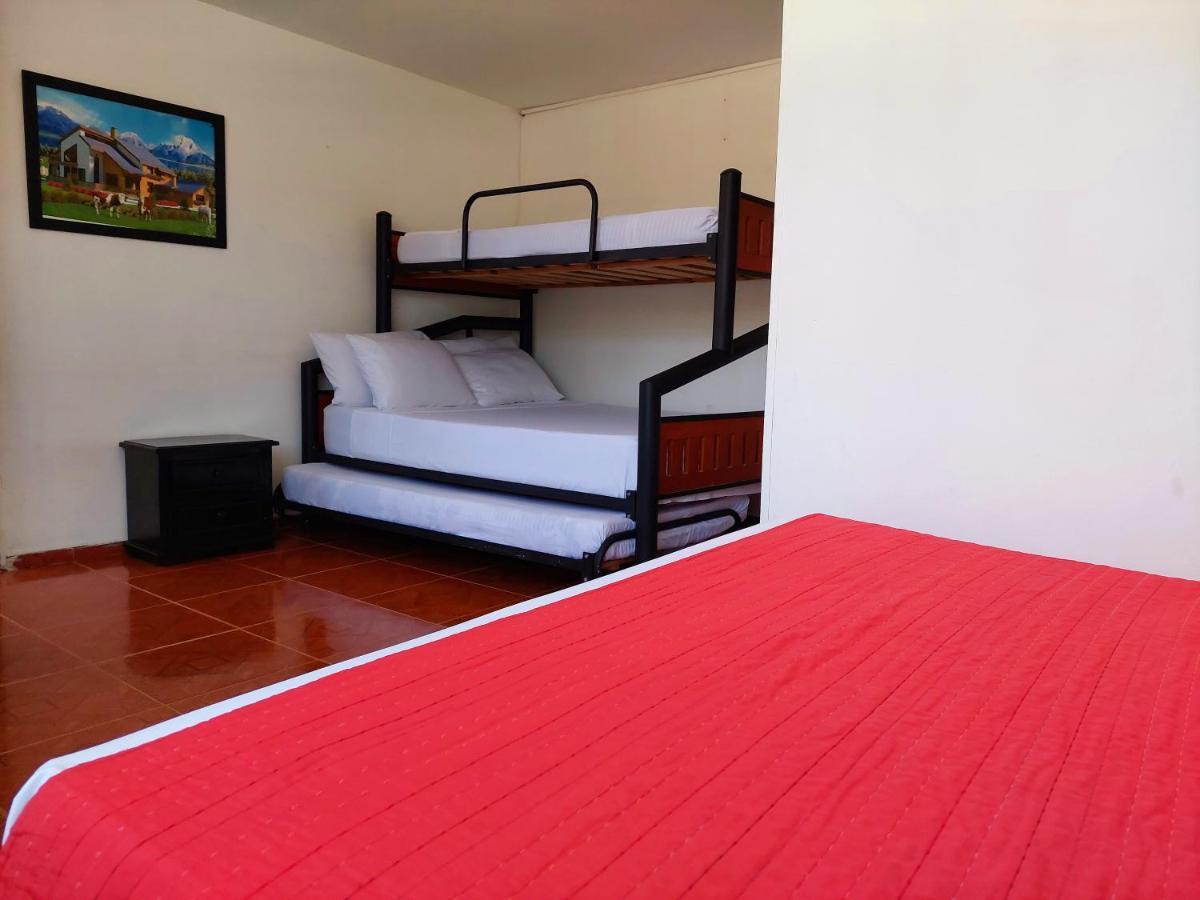 Hotel Media Luna Santa Marta (Magdalena)