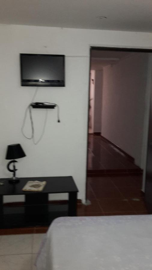 Media Luna Hotel 2*